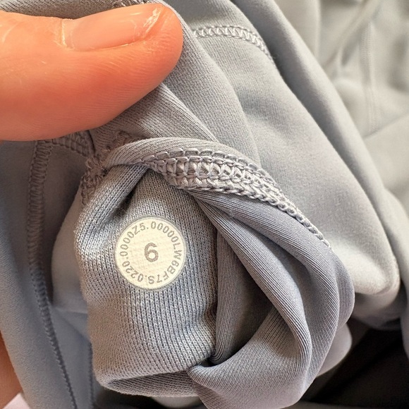 Lululemon Wunder Train 21 in crop - Picture 4 of 4